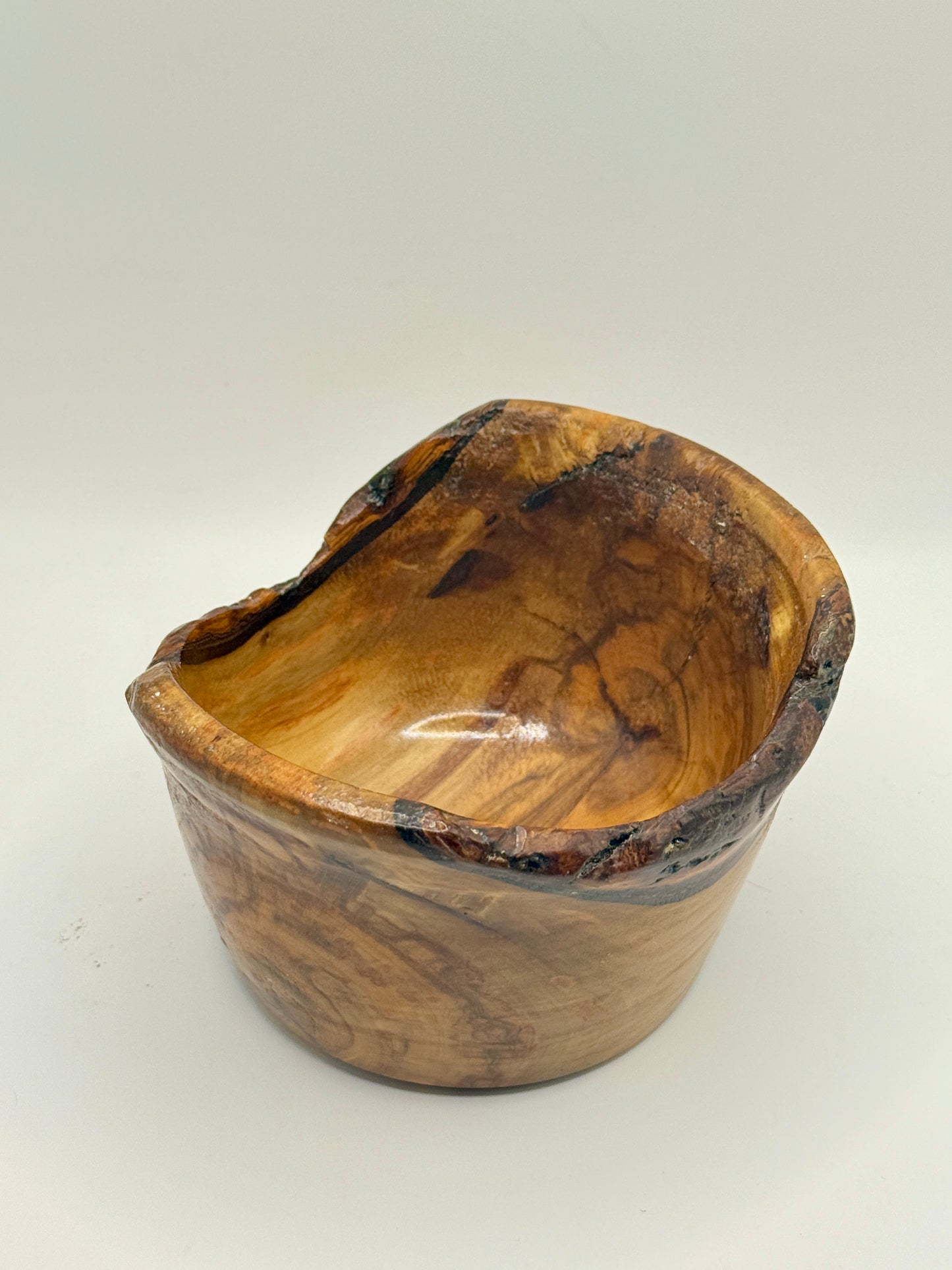 Live Edge Bowl - 6”