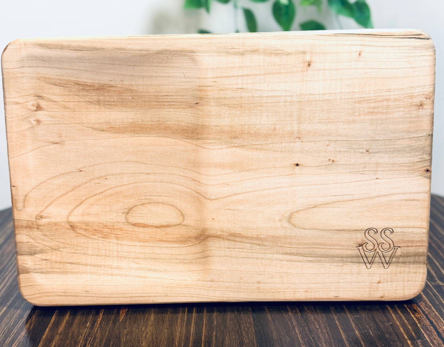 Solid Maple Wooden Board w/ Tapered Tray
